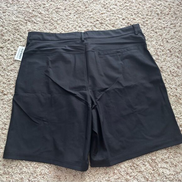 NWT Old Navy Active Tech Hybrid Chino Golf Shorts 36 Black 4-Way Stretch - Picture 4 of 5